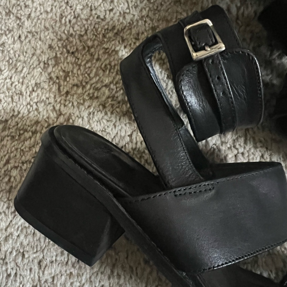 ASOS LEATHER STRAPPY SANDALS - Picture 4 of 7